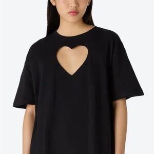Heart cut out T-shirt
